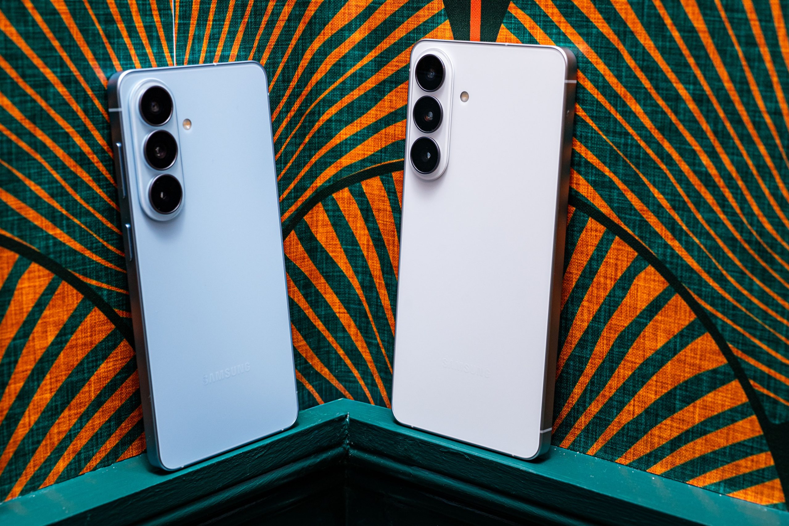 三星Galaxy S26和Galaxy S26+评测：缺乏野心