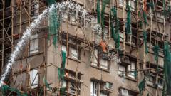 香港宏福苑聽證會：承建商堅持用非阻燃發泡膠封窗，大火前消防系統停運逾半年