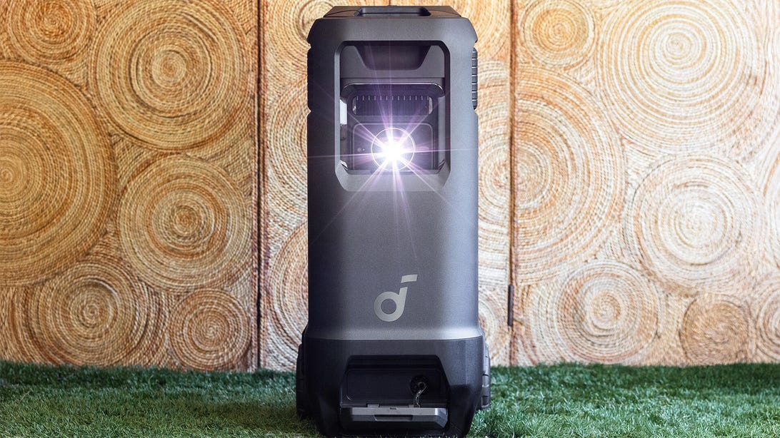 Soundcore Nebula X1 Pro:盒装终极投影仪派对