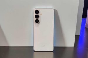 Galaxy S26 电池测试显示,高通芯片的性能远优于三星自家芯片