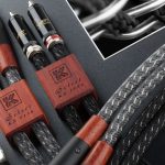 4,000 美元的精品音频线与 7 美元的 Amazon Basics 音频线的比较显示发烧友浪费了很多钱 – 使用分析仪进行科学音频设备分析显示质量没有差异