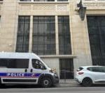 三人在巴黎因美国银行外未遂炸弹袭击被捕