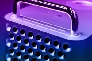 奶酪刨丝器 Mac Pro 已不复存在，但苹果仍会向你出售一台旧的