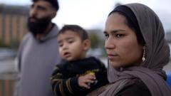 “我们的家消失了”:BBC 与黎巴嫩流离失所家庭交谈