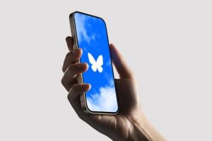 Bluesky 构建了一款新的人工智能工具，希望将你从社交算法中解放出来