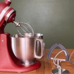 KitchenAid 为其标志性立式搅拌机添加 3 项巧妙的新功能