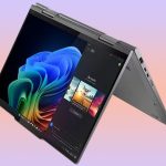 联想终极二合一 OLED 公路战士立减 1,100 美元——一台设备买两部