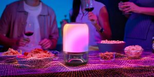 以 135 美元低价（原价 180 美元）购买 Govee 台灯 2 Pro，配备 JBL 音频和 Matter 支持，更多