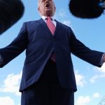 特朗普声称伊朗希望停火，德黑兰称言论“虚假且毫无根据”