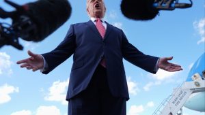 特朗普声称伊朗希望停火，德黑兰称言论“虚假且毫无根据”