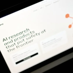 惹众怒！Anthropic 疯狂删库，他连夜爆改 Claude Code 源码拿下史上最快 10 万星