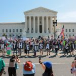 美最高法院审出生公民权案　特朗普出席旁听