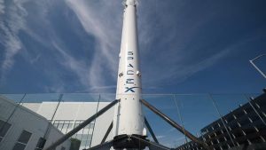 SpaceX终于申请IPO，目标估值1.75万亿美元