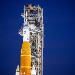 升空：美国宇航局阿尔忒弥斯二号进入太空，这是 50 年来人类首次登月之旅