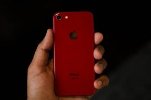 Apple 将安全更新扩展到存在黑客攻击风险的旧款 iPhone