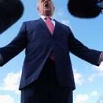 特朗普声称伊朗希望停火，德黑兰称言论“虚假且毫无根据”