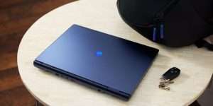 Alienware 配备 32GB RAM/2TB SSD 的 Aurora 16X RTX 5060 游戏笔记本电脑今日大幅立减 550 美元