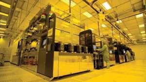 台积电进一步领先，2025年全球半导体代工市场规模将达创纪录的3200亿美元