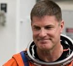 一次偶然的相遇如何塑造了加拿大人杰里米·汉森的登月任务