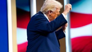 特朗普敦促寻求石油储备的国家前往霍尔木兹海峡并“拿走它”