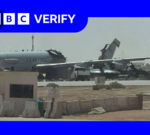 照片顯示美軍預警機在沙特基地遭重創