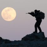 美国宇航局正在引领登月之路,但军方也不会落后太多