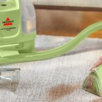 Bissell 的 Little Green Mini 是地毯、室内装潢等每个人都应该拥有的便携式救星 – 现在售价 75 美元