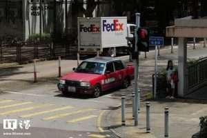 旅游打车不用再带现金：今起香港地区的士出租车必须提供电子支付方式